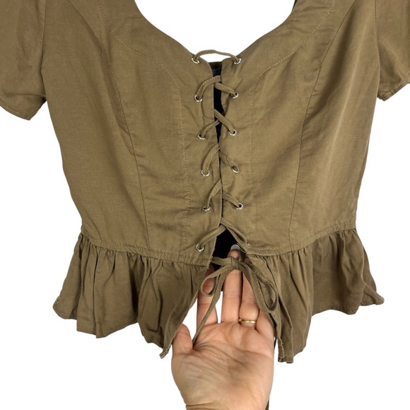 CHARLOTTE RUSSE Khaki Brown Linen Blend Lace-Up Peplum Blouse Top M Coquette - Picture 4 of 7